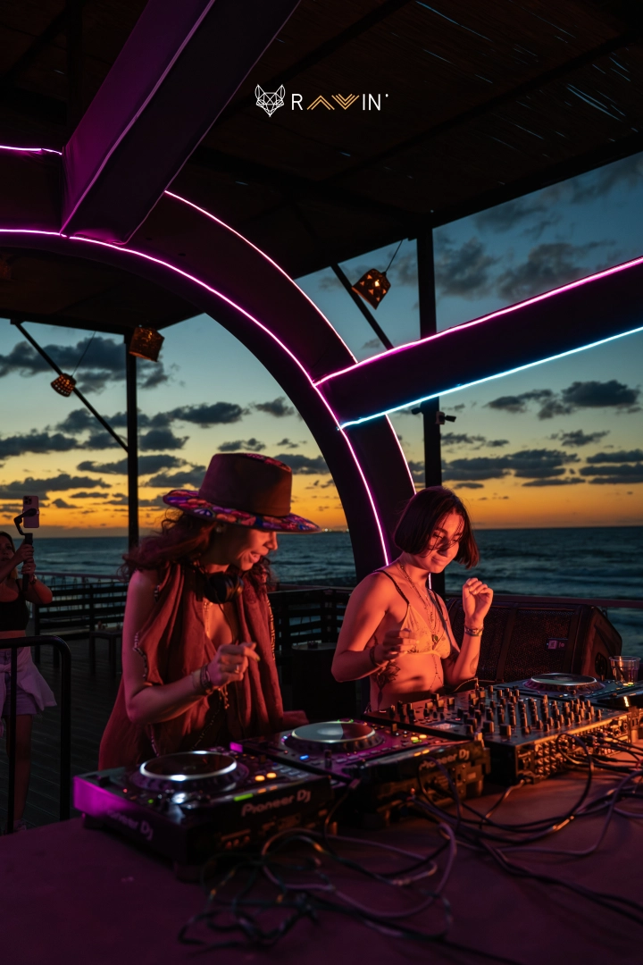 Otel DJ Programları